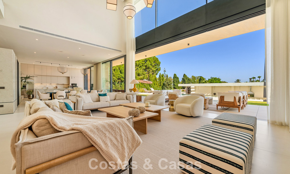 Sophisticated luxury villa for sale close to amenities in Guadalmina and San Pedro, Marbella 786578