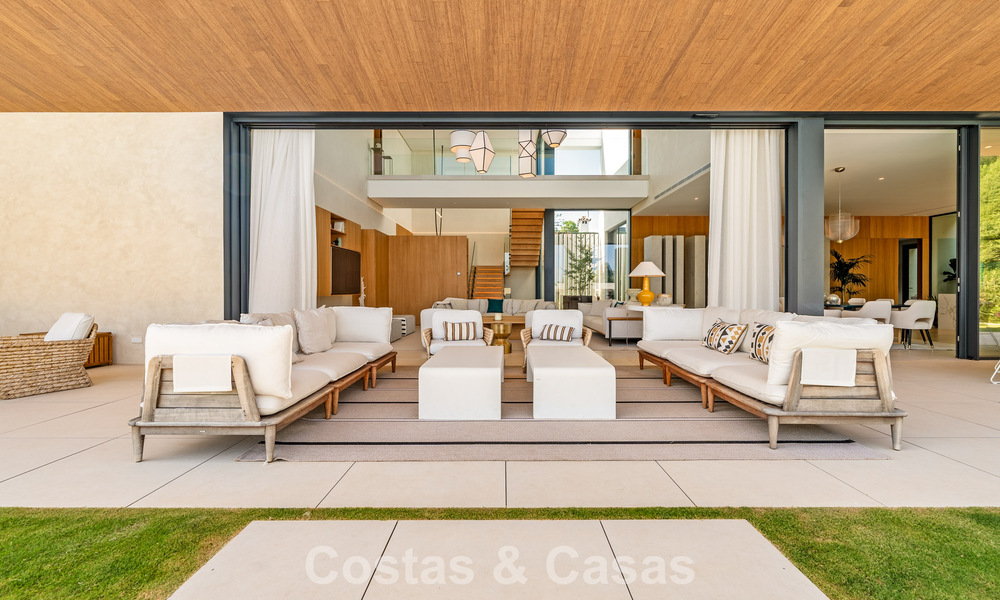 Sophisticated luxury villa for sale close to amenities in Guadalmina and San Pedro, Marbella 786581
