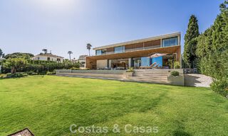 Sophisticated luxury villa for sale close to amenities in Guadalmina and San Pedro, Marbella 786584 