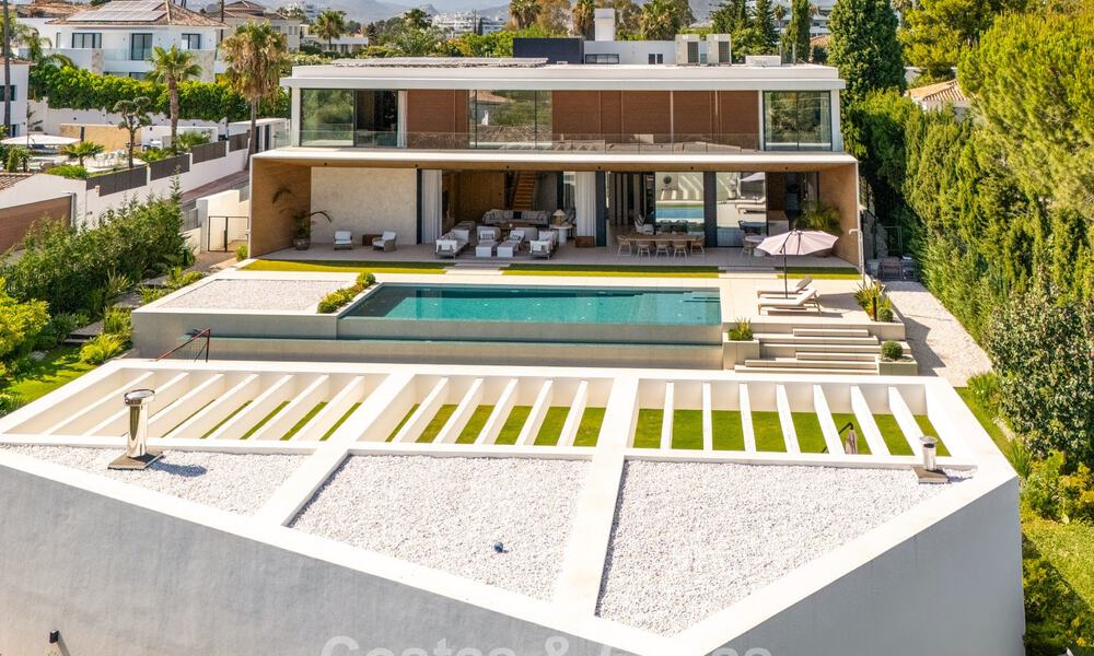 Sophisticated luxury villa for sale close to amenities in Guadalmina and San Pedro, Marbella 786602