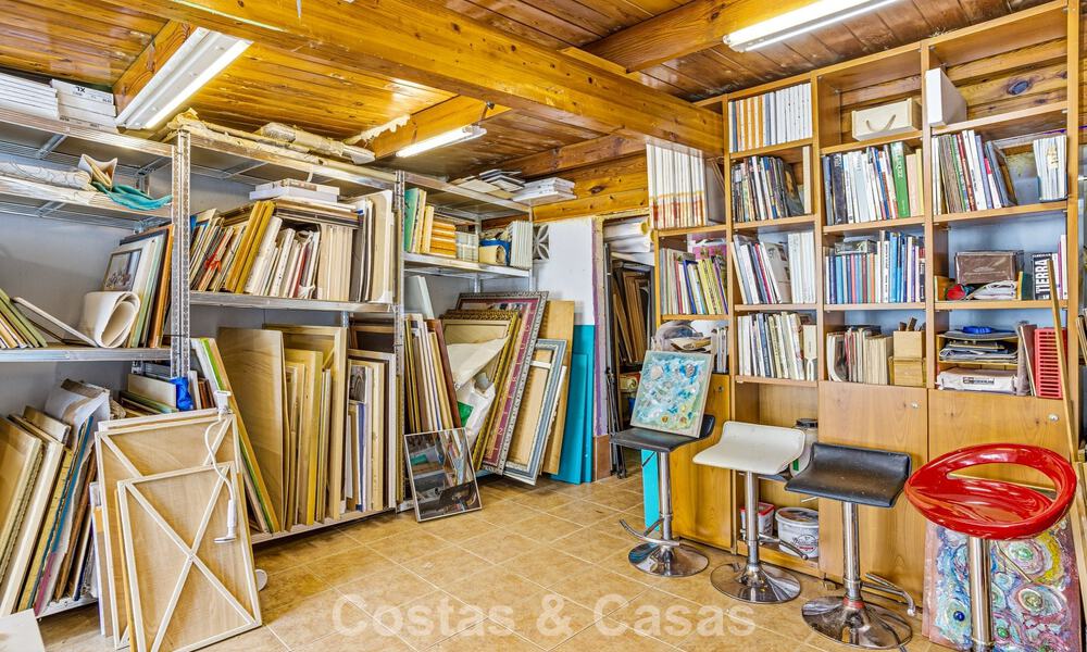 Unique, spacious single-story house with many possibilities, centrally located in Marbella town 786513