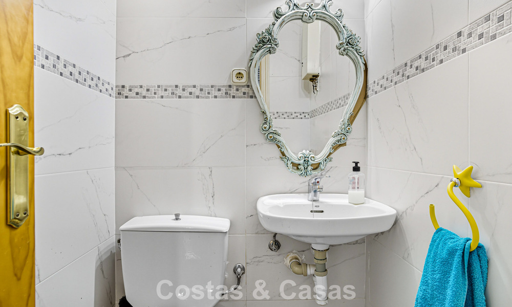 Unique, spacious single-story house with many possibilities, centrally located in Marbella town 786514