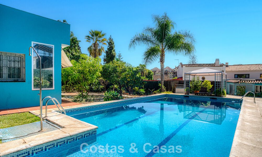 Unique, spacious single-story house with many possibilities, centrally located in Marbella town 786523