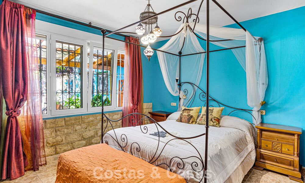 Unique, spacious single-story house with many possibilities, centrally located in Marbella town 786536