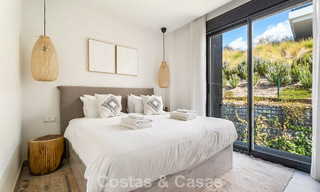 Move-in ready, modernist duplex penthouse with sea views for sale in Marbella East 786490 