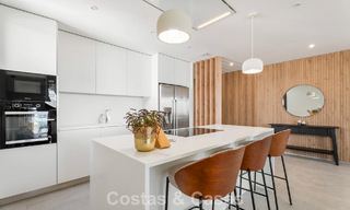 Move-in ready, modernist duplex penthouse with sea views for sale in Marbella East 786492 