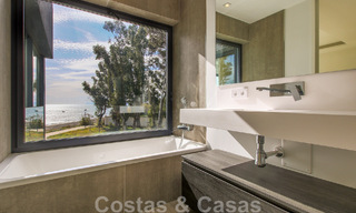Move-in ready, modernist terraced house with frontal sea views for sale just a few minutes' walk from Estepona town center 786320 