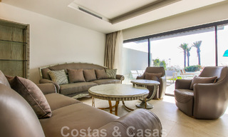 Move-in ready, modernist terraced house with frontal sea views for sale just a few minutes' walk from Estepona town center 786328 