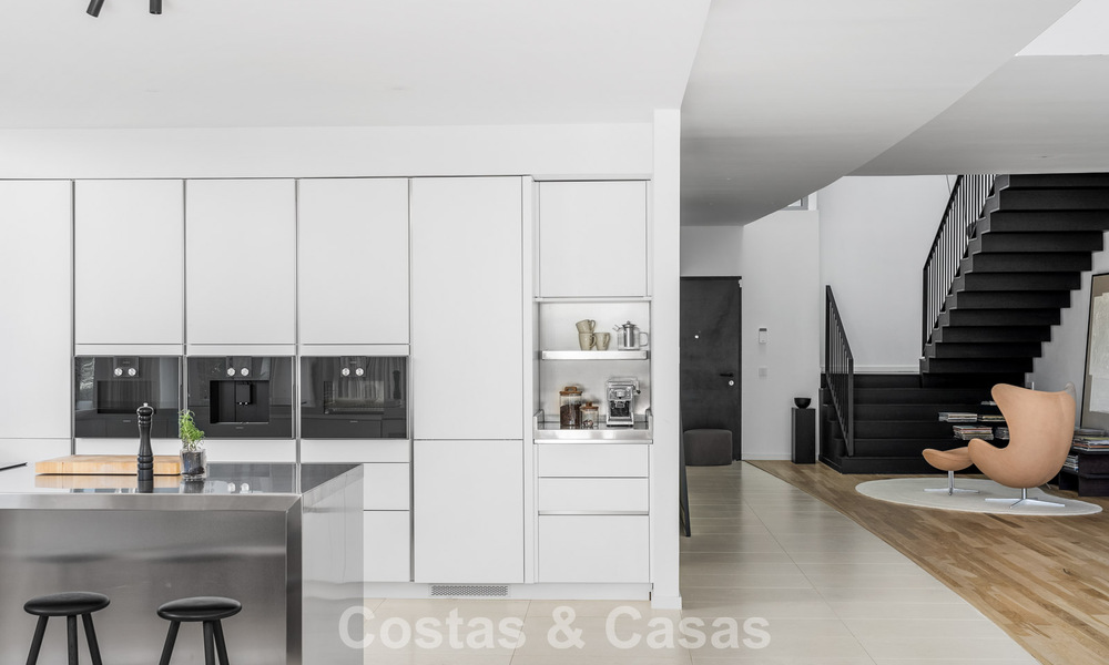 Move-in ready, modernist luxury house with private pool for sale in Sierra Blanca on Marbella's Golden Mile 786649