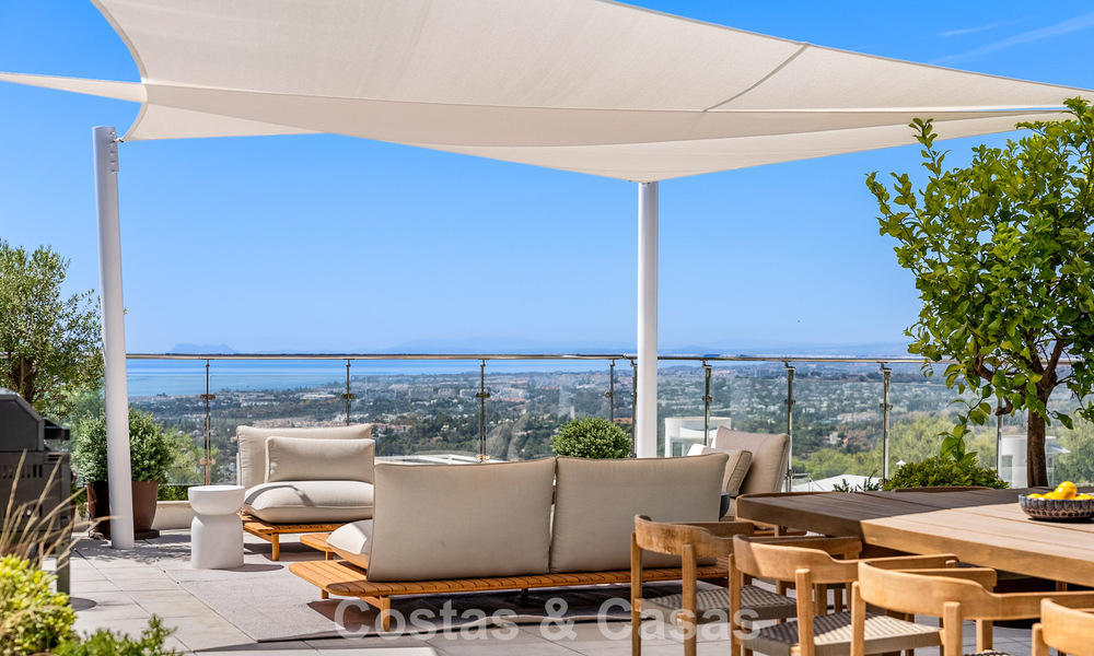 Move-in ready, modernist luxury house with private pool for sale in Sierra Blanca on Marbella's Golden Mile 786657