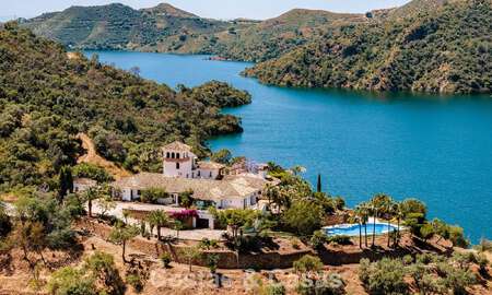 Traditional Spanish finca for sale in a green setting on Lake Istan, near Marbella, Costa del Sol 786604