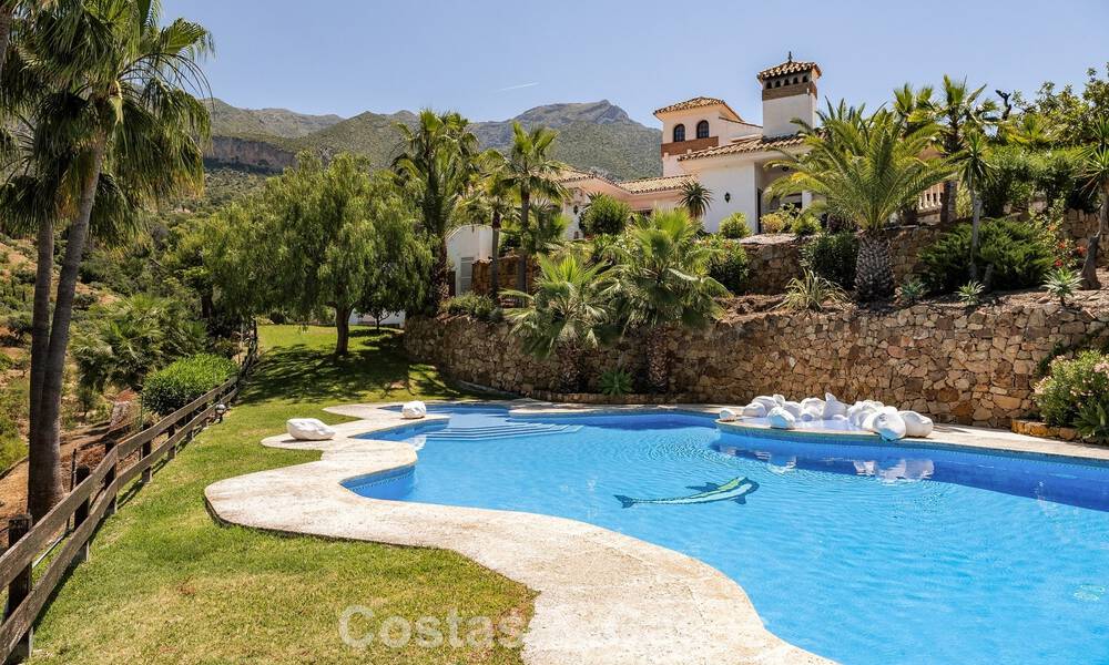 Traditional Spanish finca for sale in a green setting on Lake Istan, near Marbella, Costa del Sol 786634