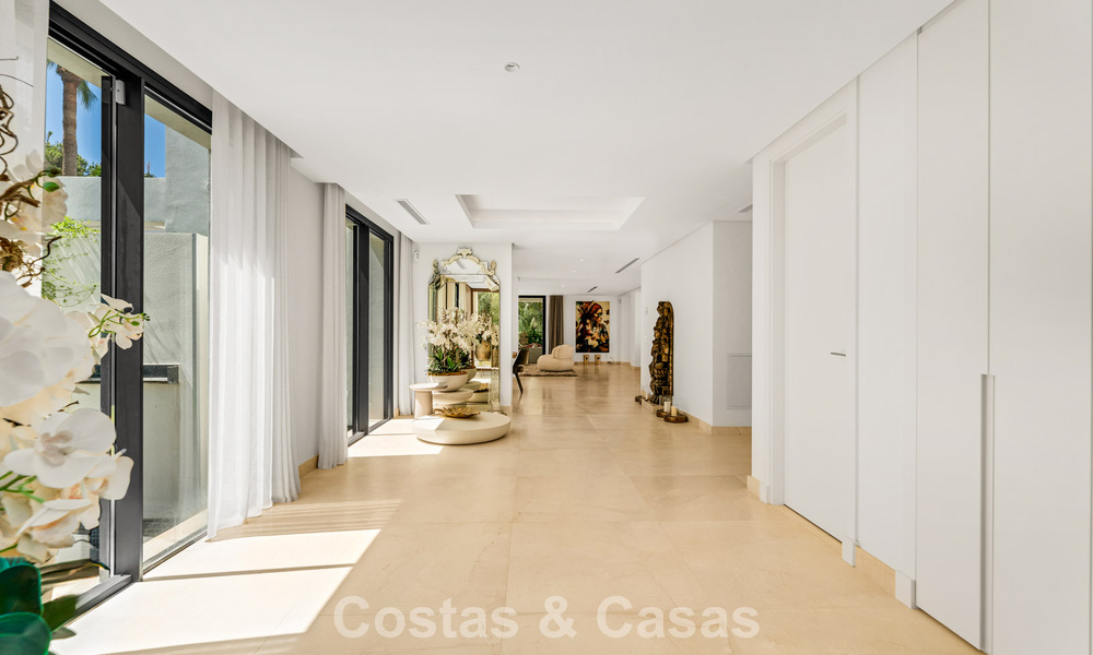 Modernist, single-story luxury villa for sale just steps from the beach east of Marbella center 786771