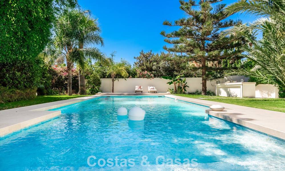 Modernist, single-story luxury villa for sale just steps from the beach east of Marbella center 786799