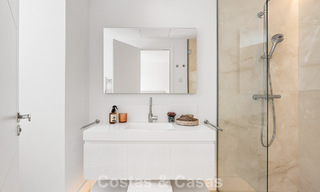 Modernized family villa for sale in a desirable golf setting in Nueva Andalucia, Marbella 786818 