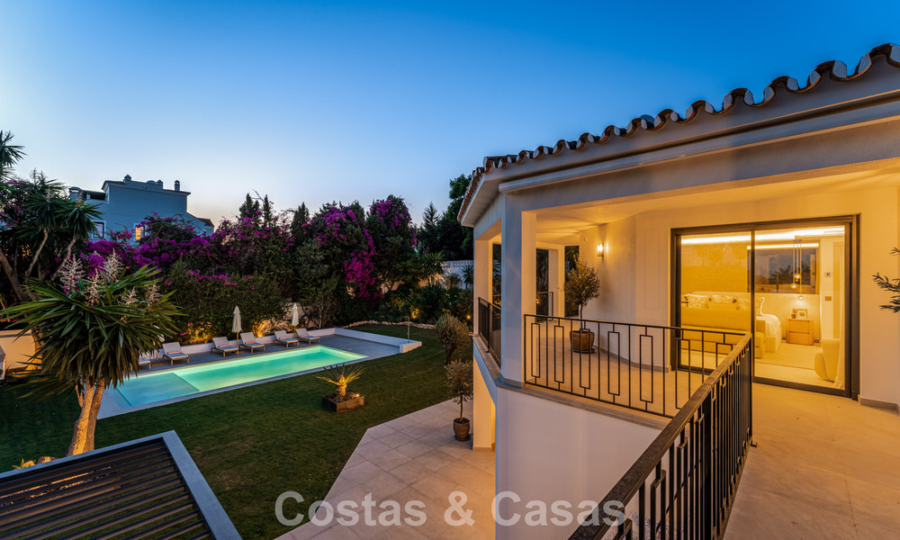 Luxuriously renovated villa with sea views for sale on Marbella's Golden Mile 786884