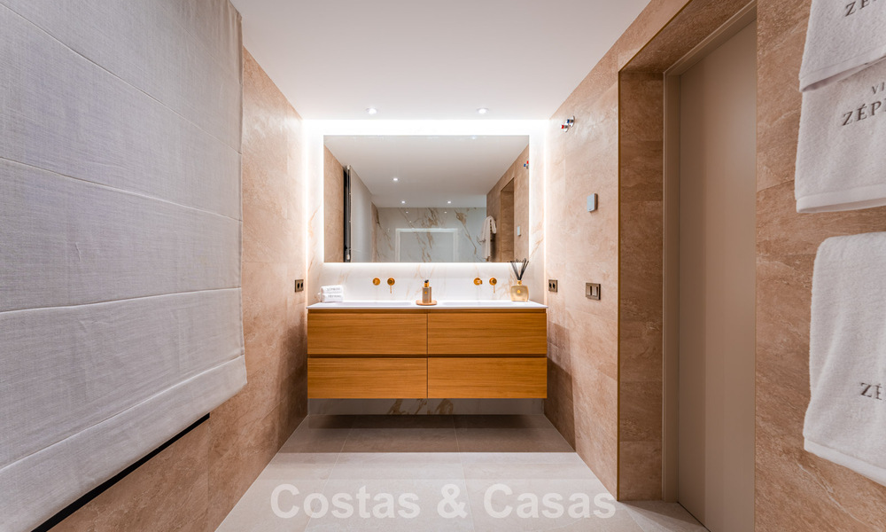 Luxuriously renovated villa with sea views for sale on Marbella's Golden Mile 786889