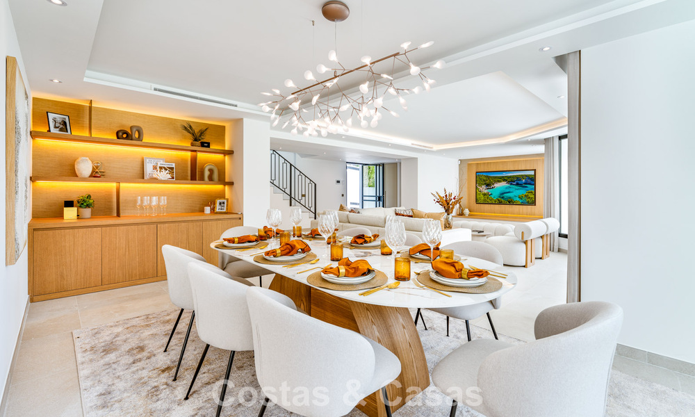 Luxuriously renovated villa with sea views for sale on Marbella's Golden Mile 786895