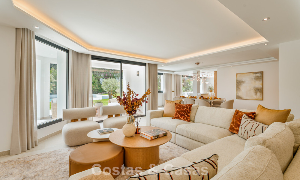 Luxuriously renovated villa with sea views for sale on Marbella's Golden Mile 786896