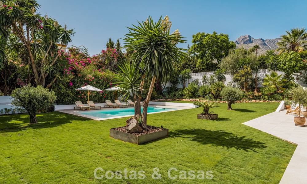 Luxuriously renovated villa with sea views for sale on Marbella's Golden Mile 786900