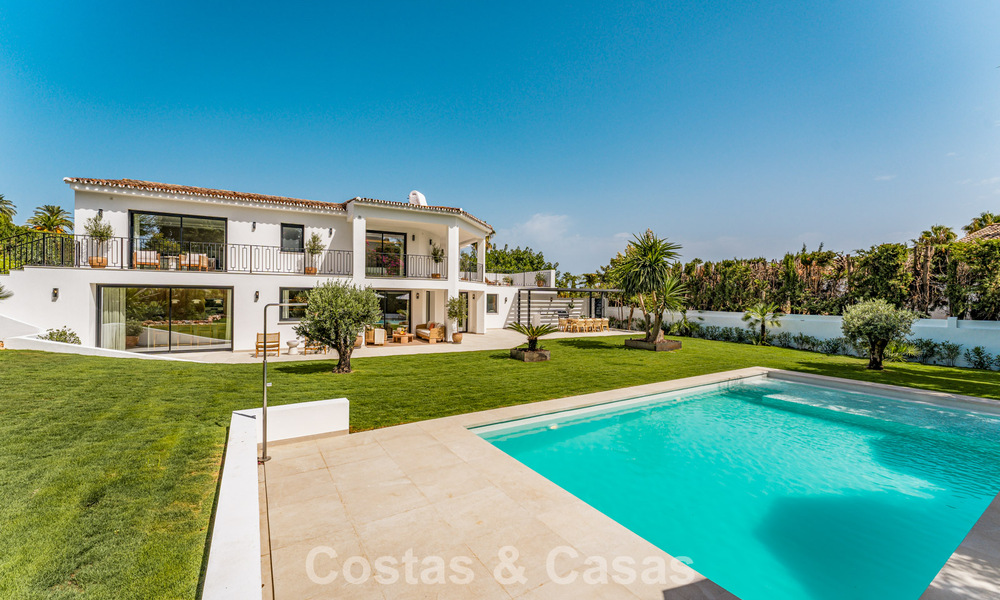 Luxuriously renovated villa with sea views for sale on Marbella's Golden Mile 786903