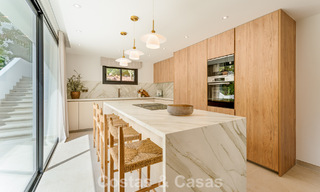 Luxuriously renovated villa with sea views for sale on Marbella's Golden Mile 786907 