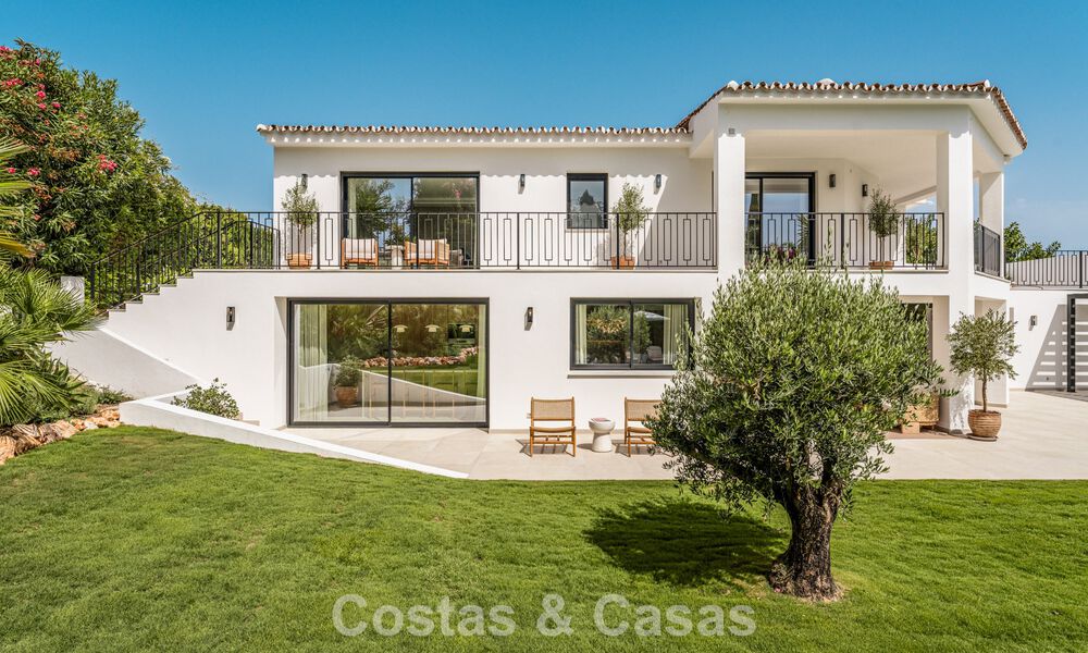 Luxuriously renovated villa with sea views for sale on Marbella's Golden Mile 786926