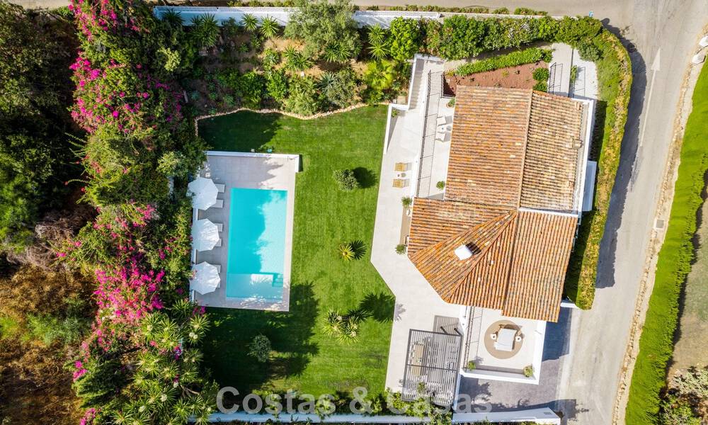 Luxuriously renovated villa with sea views for sale on Marbella's Golden Mile 786935