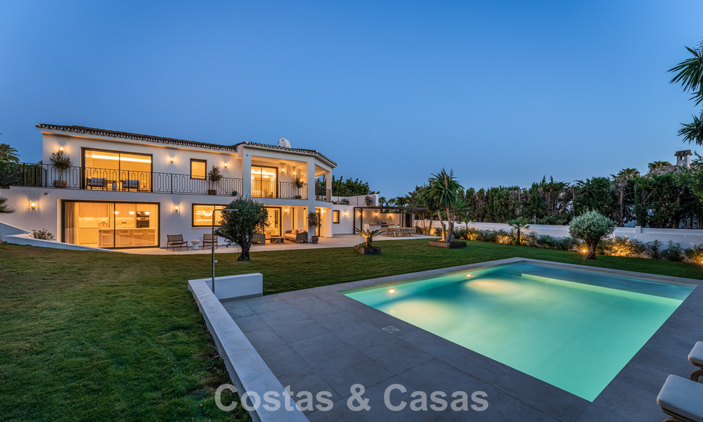 Luxuriously renovated villa with sea views for sale on Marbella's Golden Mile 786940