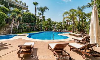 Contemporary duplex penthouse for sale in a gated urbanization on Marbella's prestigious Golden Mile 786972 