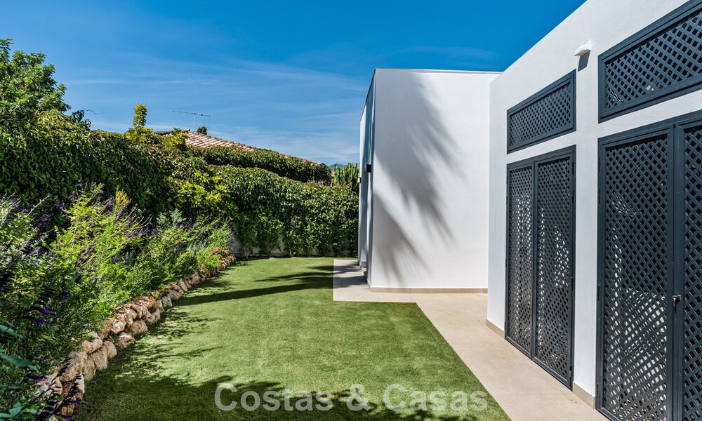 Modern Mediterranean luxury villa for sale close to all amenities in Guadalmina and San Pedro, Marbella 786876