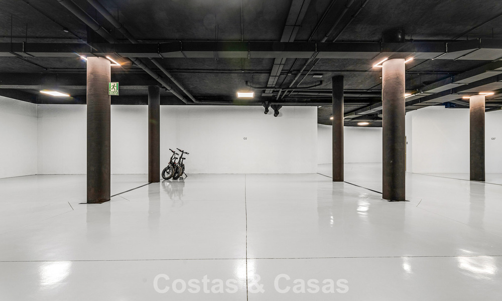 Prestigious apartment with sea views for sale, beachfront on the New Golden Mile between Marbella and Estepona 786941