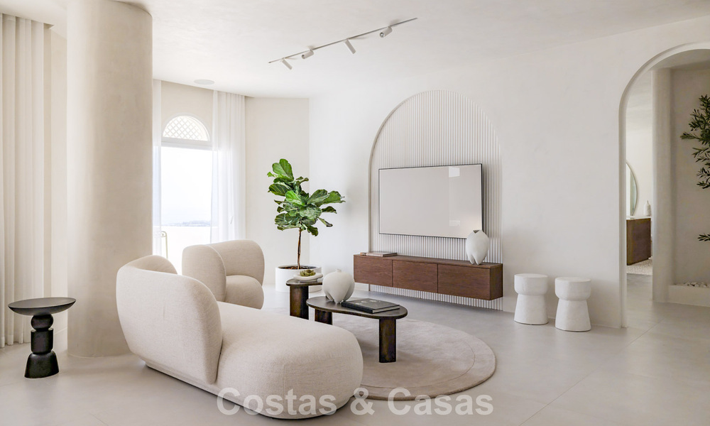 Contemporary renovated penthouse with private pool and panoramic sea views for sale on Marbella's Golden Mile 787005