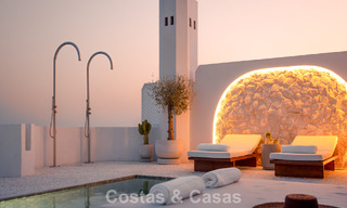 Contemporary renovated penthouse with private pool and panoramic sea views for sale on Marbella's Golden Mile 787012 