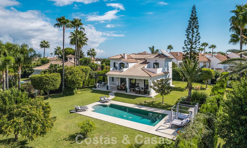 Luxurious, modern Mediterranean villa for sale close to all amenities on the New Golden Mile near San Pedro - Marbella 787040