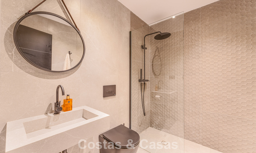 Luxurious, modern Mediterranean villa for sale close to all amenities on the New Golden Mile near San Pedro - Marbella 787050