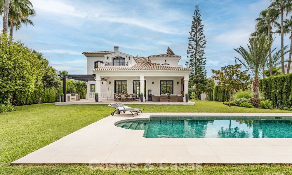 Luxurious, modern Mediterranean villa for sale close to all amenities on the New Golden Mile near San Pedro - Marbella 787064