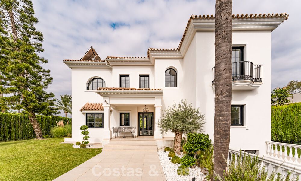 Luxurious, modern Mediterranean villa for sale close to all amenities on the New Golden Mile near San Pedro - Marbella 787069