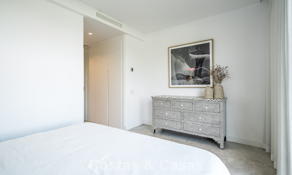 Move-in ready, modern, spacious 4-bedroom apartment for sale with a large private garden in a luxury resort east of Marbella center 787076