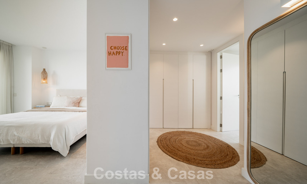 Move-in ready, modern, spacious 4-bedroom apartment for sale with a large private garden in a luxury resort east of Marbella center 787077