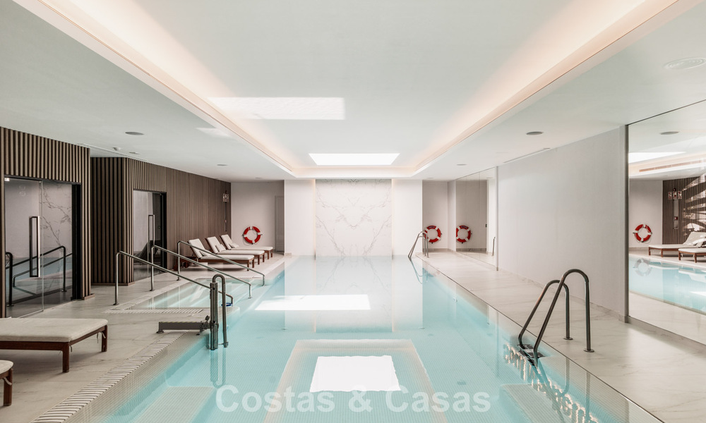 Move-in ready, modern, spacious 4-bedroom apartment for sale with a large private garden in a luxury resort east of Marbella center 787100