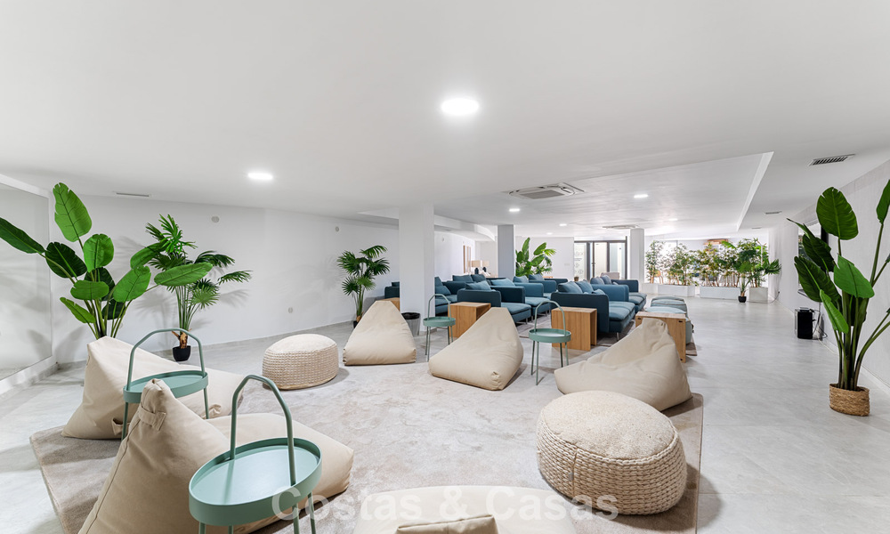 Move-in ready, modern, spacious 4-bedroom apartment for sale with a large private garden in a luxury resort east of Marbella center 797848