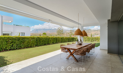 Move-in ready, modern, spacious 4-bedroom apartment for sale with a large private garden in a luxury resort east of Marbella center 797862