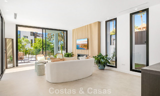 Move-in ready luxury villa with contemporary architecture for sale on the beachside east of Marbella center 787164 