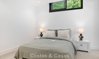 Move-in ready luxury villa with contemporary architecture for sale on the beachside east of Marbella center 787178 