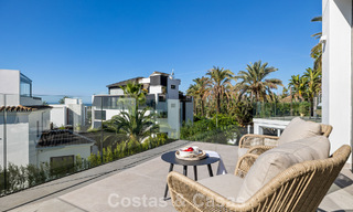 Move-in ready luxury villa with contemporary architecture for sale on the beachside east of Marbella center 787206 