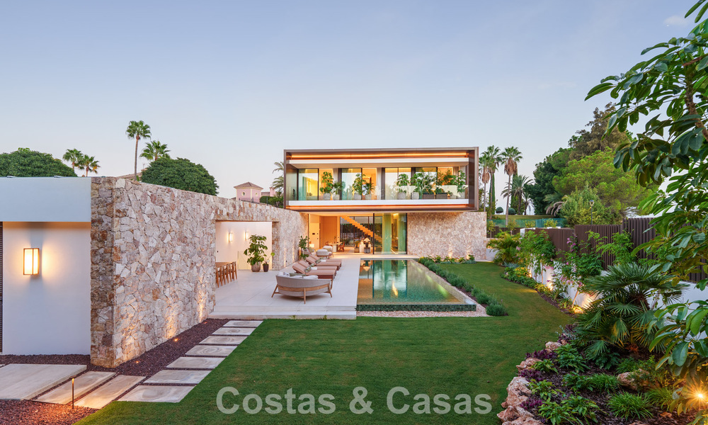 Advanced luxury villa for sale in a quiet residential area on Marbella's Golden Mile 787208