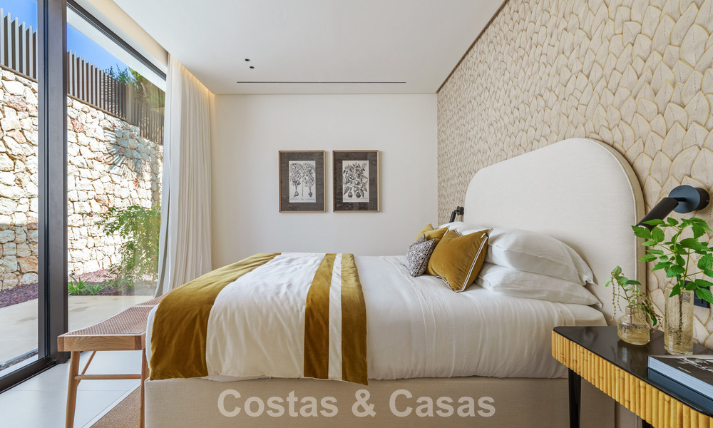 Advanced luxury villa for sale in a quiet residential area on Marbella's Golden Mile 787234