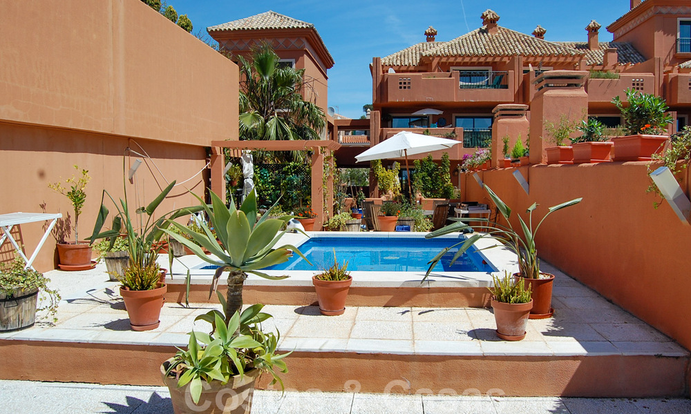 Frontline golf apartment with spectacular sea view for sale in Cabopino, Marbella - Costa del Sol 31612