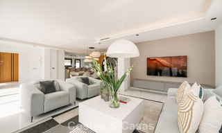 Modernized villa for sale within walking distance of amenities and Puerto Banus, Marbella 787370 